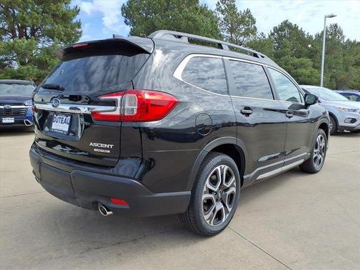 Black / Silver 2026 Subaru Ascent Limited 7-Passenger