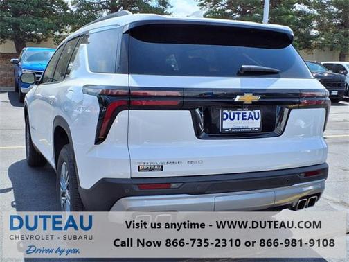 2025 Chevrolet Traverse LT