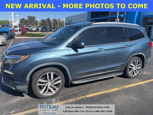 Modern Steel Metallic 2017 Honda Pilot Touring