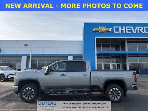 Sterling Gray Metallic 2024 Chevrolet Silverado 3500 LT