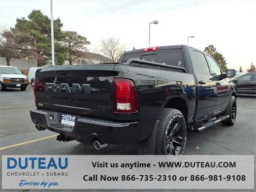 2017 RAM 1500 Night Crew Cab 4x4 5'7' Box