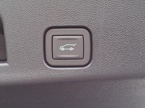 Sterling 2026 Chevrolet Traverse LT