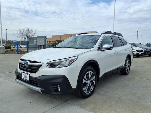 Crystal White Pearl 2021 Subaru Outback Touring