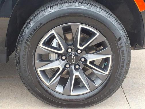 Black 2021 Chevrolet Tahoe 4WD Z71
