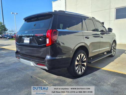 2025 Ford Expedition Platinum
