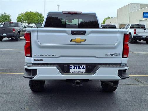 Polar White 2026 Chevrolet Silverado 2500 High Country