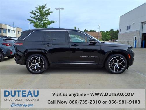 2022 Jeep Grand Cherokee Summit