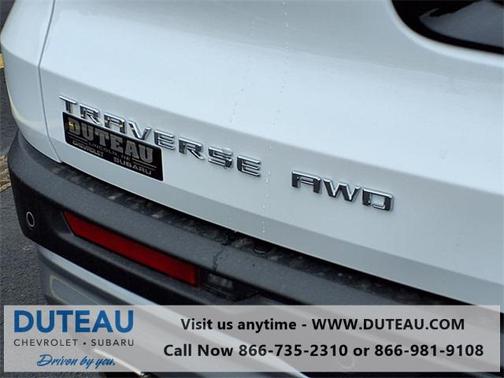 2025 Chevrolet Traverse LT