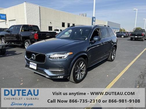 2019 Volvo XC90 T6 Momentum