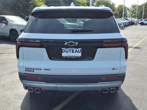 Polar White 2027 Chevrolet Traverse AWD Z71