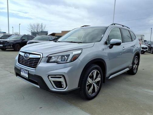 Ice Silver Metallic 2019 Subaru Forester Touring