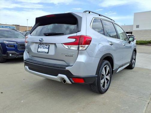 Ice Silver Metallic 2019 Subaru Forester Touring