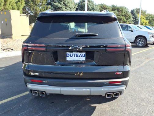 Black Metallic 2027 Chevrolet Traverse AWD Z71