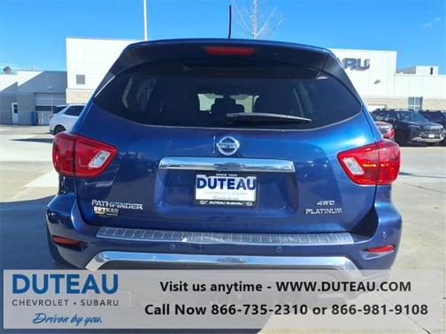 2017 Nissan Pathfinder Platinum