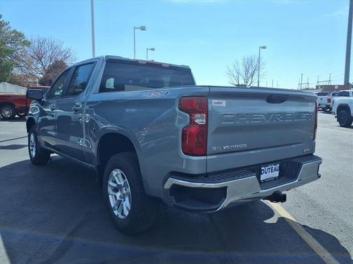 Sterling Gray Metallic 2026 Chevrolet Silverado 1500 LT