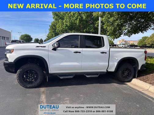 Summit White 2025 Chevrolet Silverado 1500 ZR2