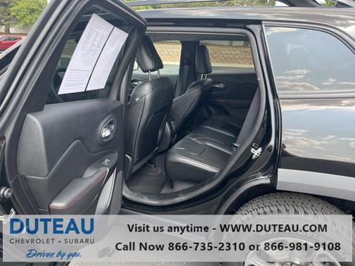 2022 Jeep Cherokee Trailhawk