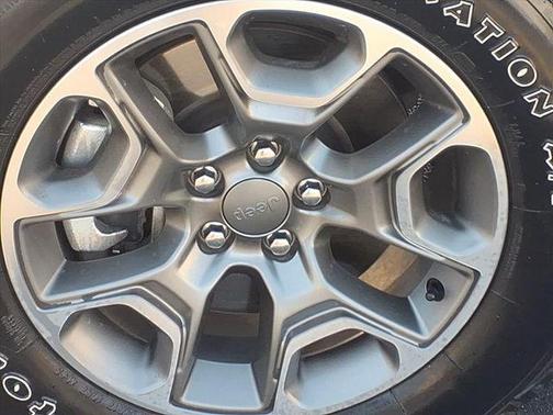 2022 Jeep Cherokee Trailhawk