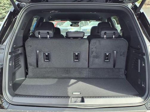 Black 2026 Chevrolet Traverse LT