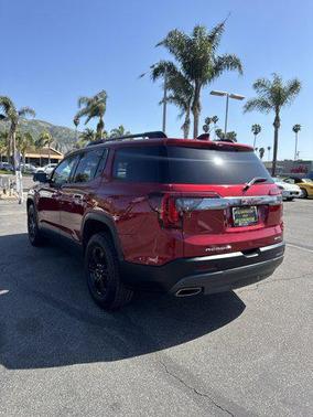 2023 GMC Acadia AWD AT4