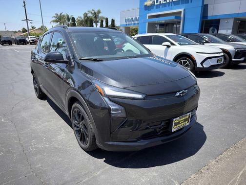 Mosaic Black Metallic 2027 Chevrolet Bolt RS FWD