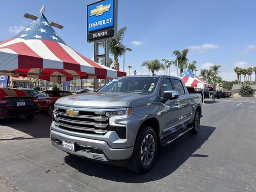 Sterling Gray Metallic 2025 Chevrolet Silverado 1500 High Country