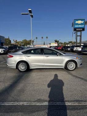 2016 Ford Fusion Hybrid SE