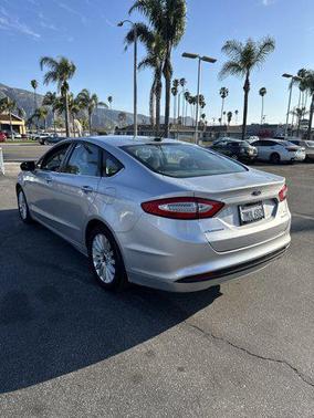 2016 Ford Fusion Hybrid SE