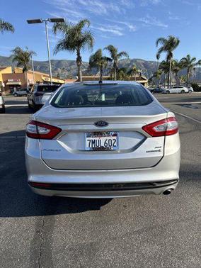 2016 Ford Fusion Hybrid SE