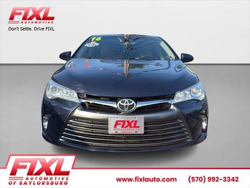 2016 Toyota Camry XSE
