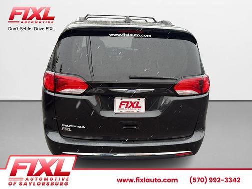 2018 Chrysler Pacifica Touring-L