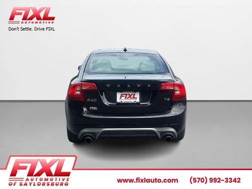 Onyx Black Metallic 2017 Volvo S60 T5 Dynamic