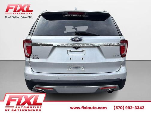 Ingot Silver Metallic 2017 Ford Explorer XLT