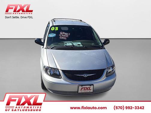 2003 Chrysler Town & Country EX