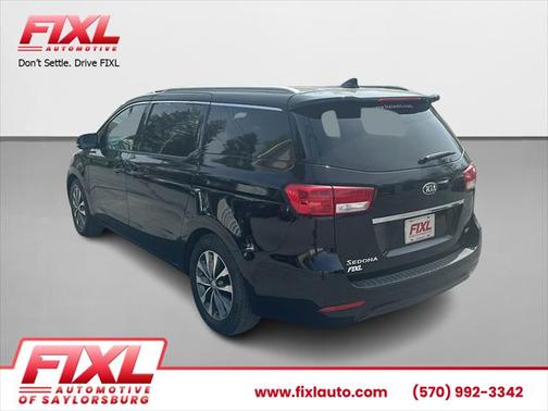 2017 Kia Sedona SX