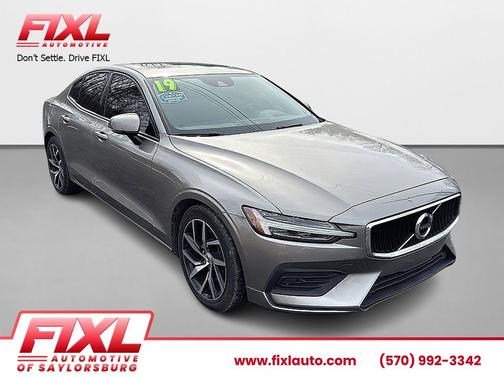 2019 Volvo S60 T6 Momentum