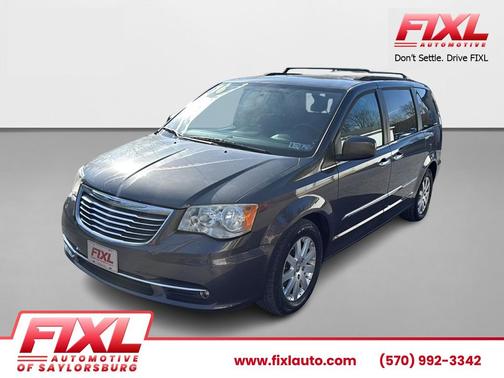 2016 Chrysler Town & Country Touring