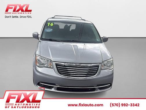 Billet Silver Metallic Clearcoat 2016 Chrysler Town & Country Touring