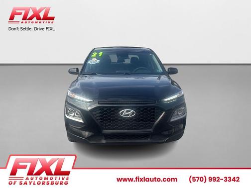 BLACK 2021 Hyundai KONA SE