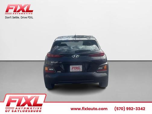 BLACK 2021 Hyundai KONA SE