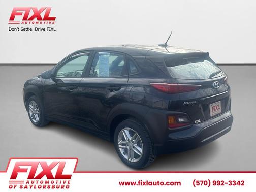 BLACK 2021 Hyundai KONA SE