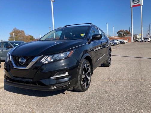 2022 Nissan Rogue Sport SL