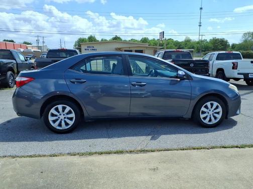 2015 Toyota Corolla LE Plus