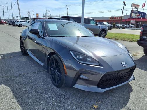 2024 Toyota GR86 Premium