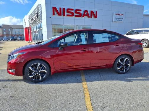 2025 Nissan Versa 1.6 SR