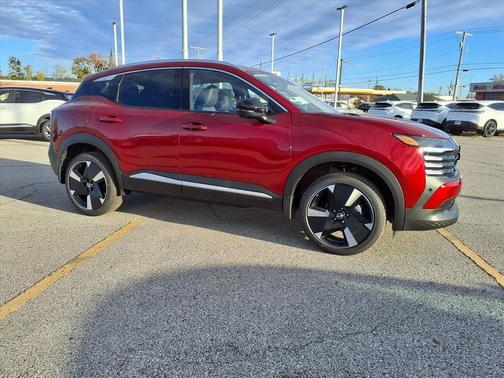 2026 Nissan Kicks SR