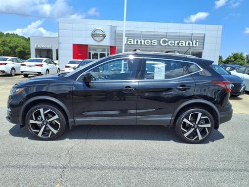 2021 Nissan Rogue Sport SL