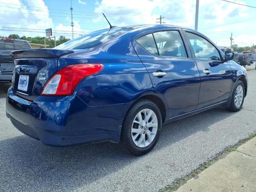Deep Blue Pearl 2019 Nissan Versa 1.6 SV