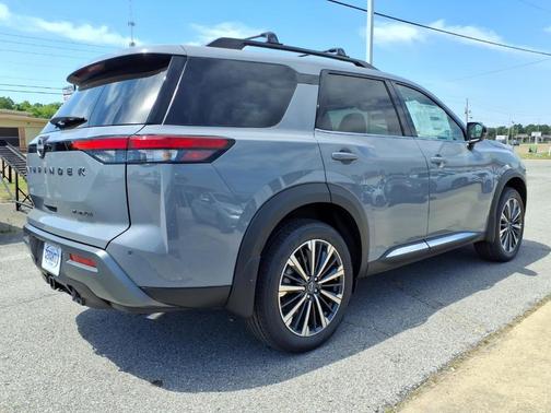 Boulder Gray Metallic 2026 Nissan Pathfinder Platinum