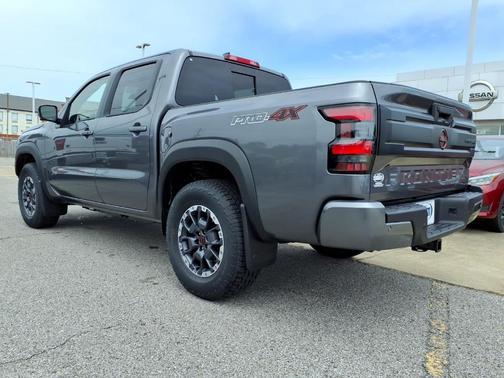 Gun Metallic 2026 Nissan Frontier PRO-4X
